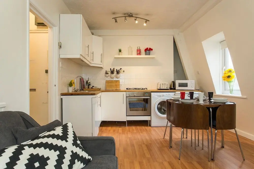 Modern Flat for 4 in Southwark, Near London Bridge