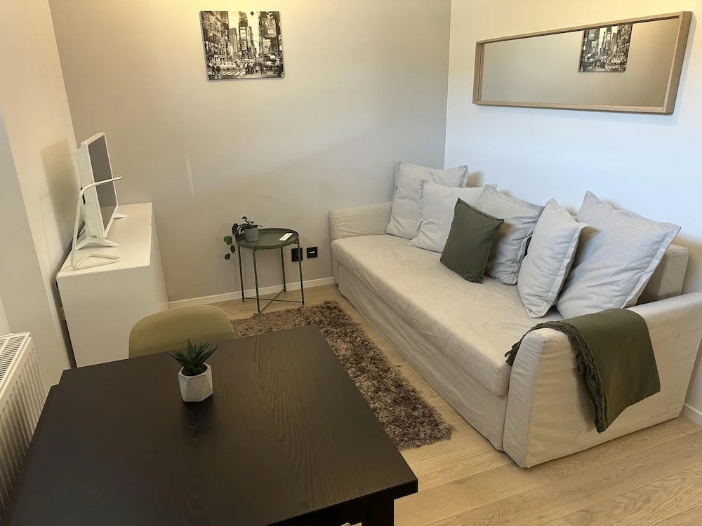 Small 2 Room Apartment in Sollentuna