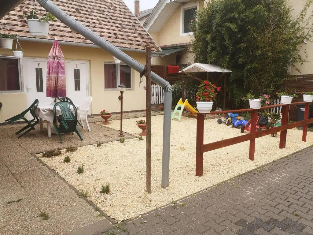 Cserke Gyöngye Apartman