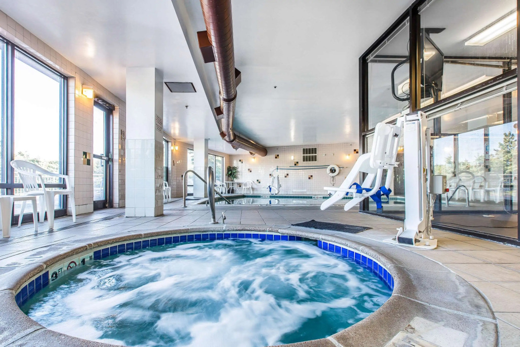 Comfort Suites Summit County