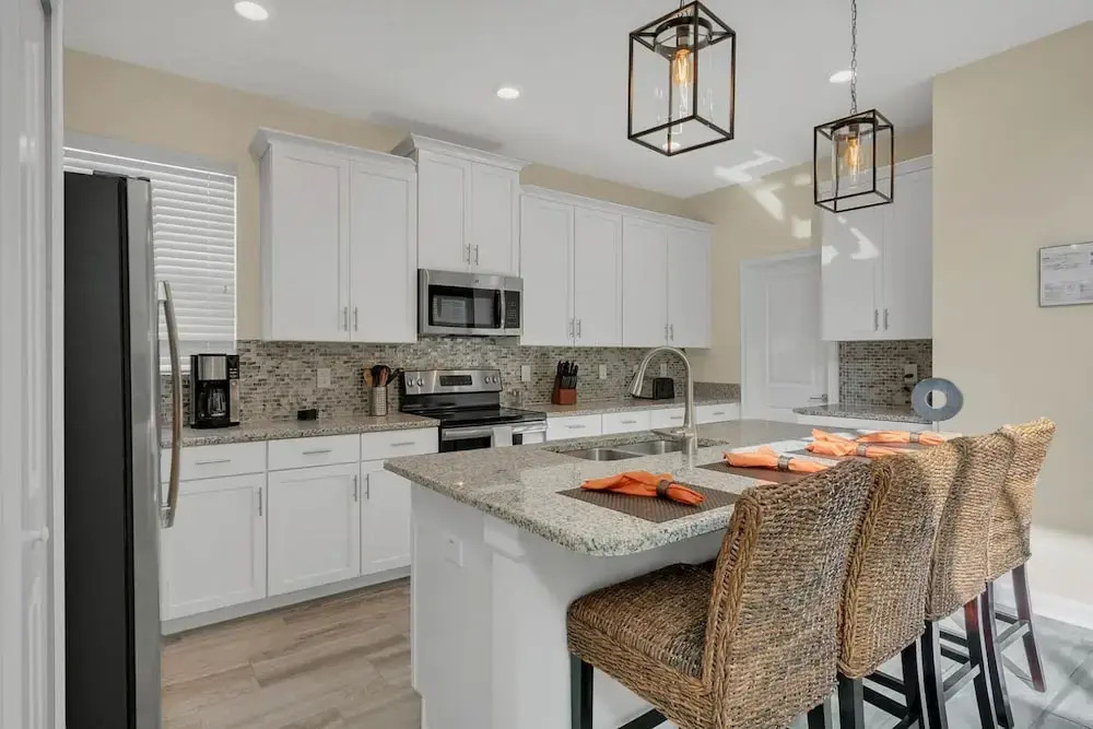 5 Bedroom Single Family @ Storey Lake Resort Close to Disney 4759