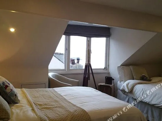 The Endeavour Restaurant With Rooms