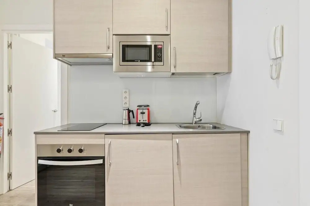 Bright Cosy One-Bedroom Apartment in Centro, Madrid