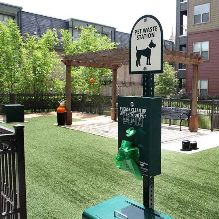 Kasa Houston Uptown Apartments