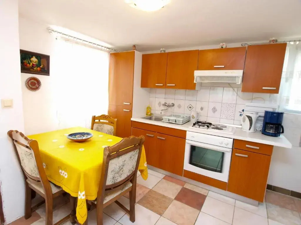 Apartments Milica 1391
