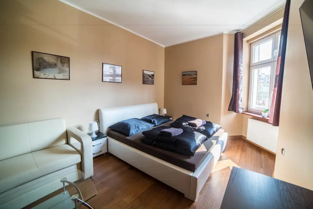 SG Apartments