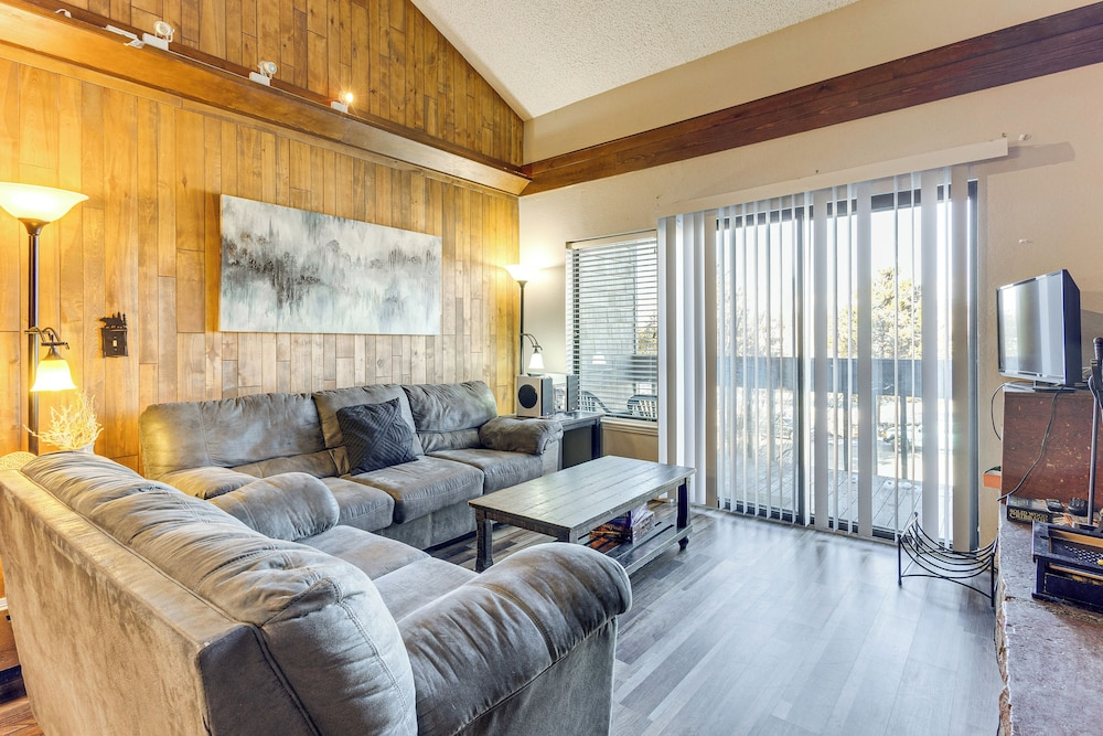 Shuttle to Winter Park Resort: Mtn-view Condo