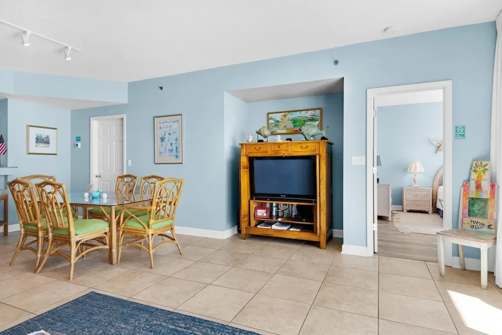 Santa Rosa Towers unit 803