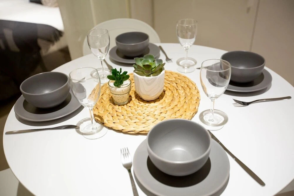 Stylish Luxurious Convenience At South Yarra Melbourne