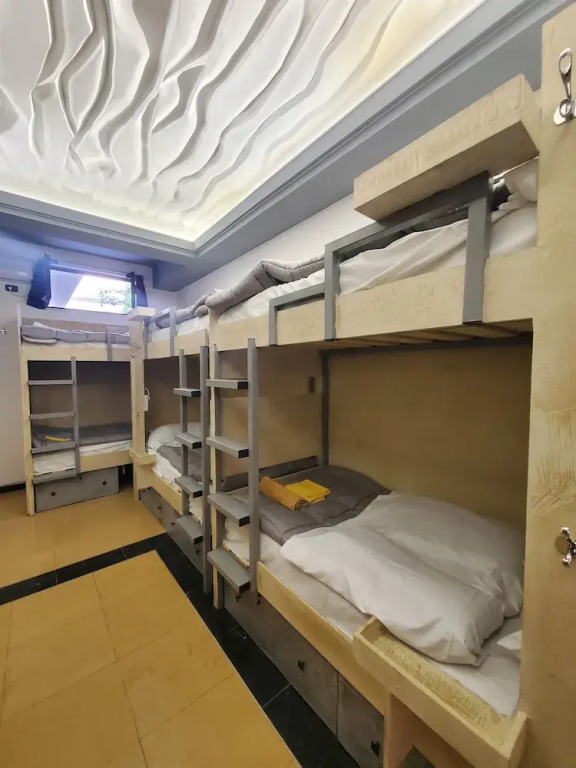 Wander Luxe hostel