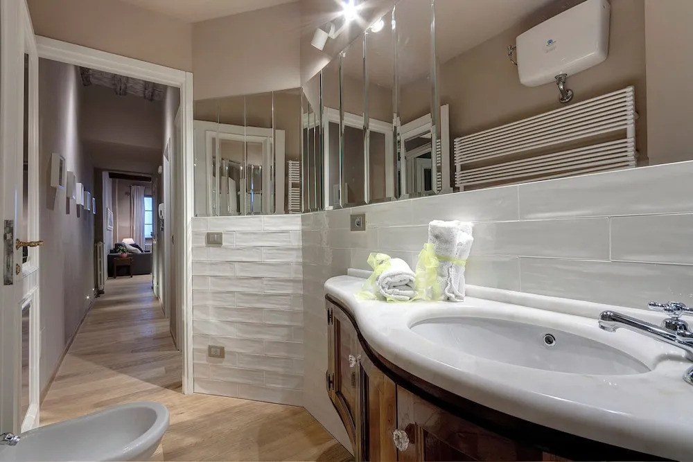 Mamo Florence - Santa Croce Loft Apartment