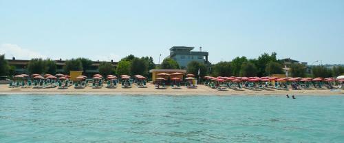 HOTEL NARCISi