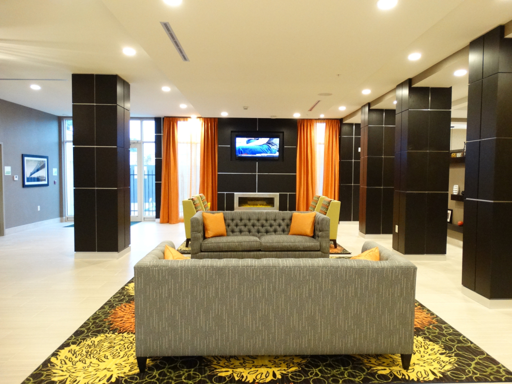 Holiday Inn Hotel And Suites Covington