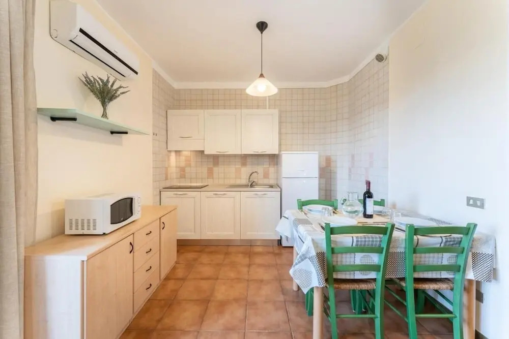 Quaint Residence I Mirti Bianchi 2 Bedroom Apartment Sleeps 6 -trilo 6