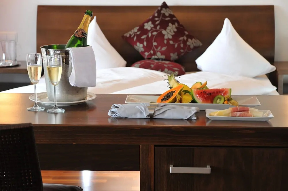 der Sonnberg Alpinlodges - Apartments mit Seeblick, privater Sauna und Self Check-In