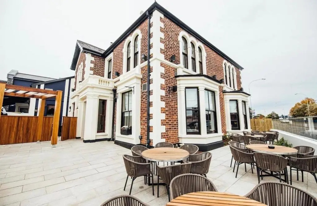 New Lisburn Road Apartment - Free Parking