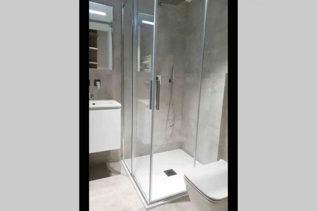 Appartement 2 chambres refait à neuf, climatisé, à 2 min de la mer