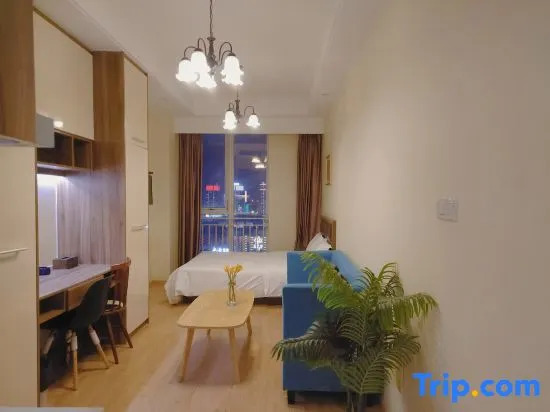 Yangzhou Xianyun Light Luxury Homestay