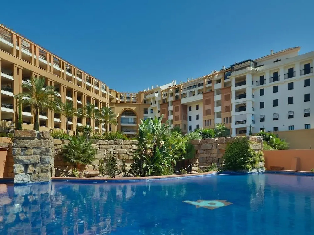 Lujoso Apartamento SAN Pedro DE Alcantara Marbella