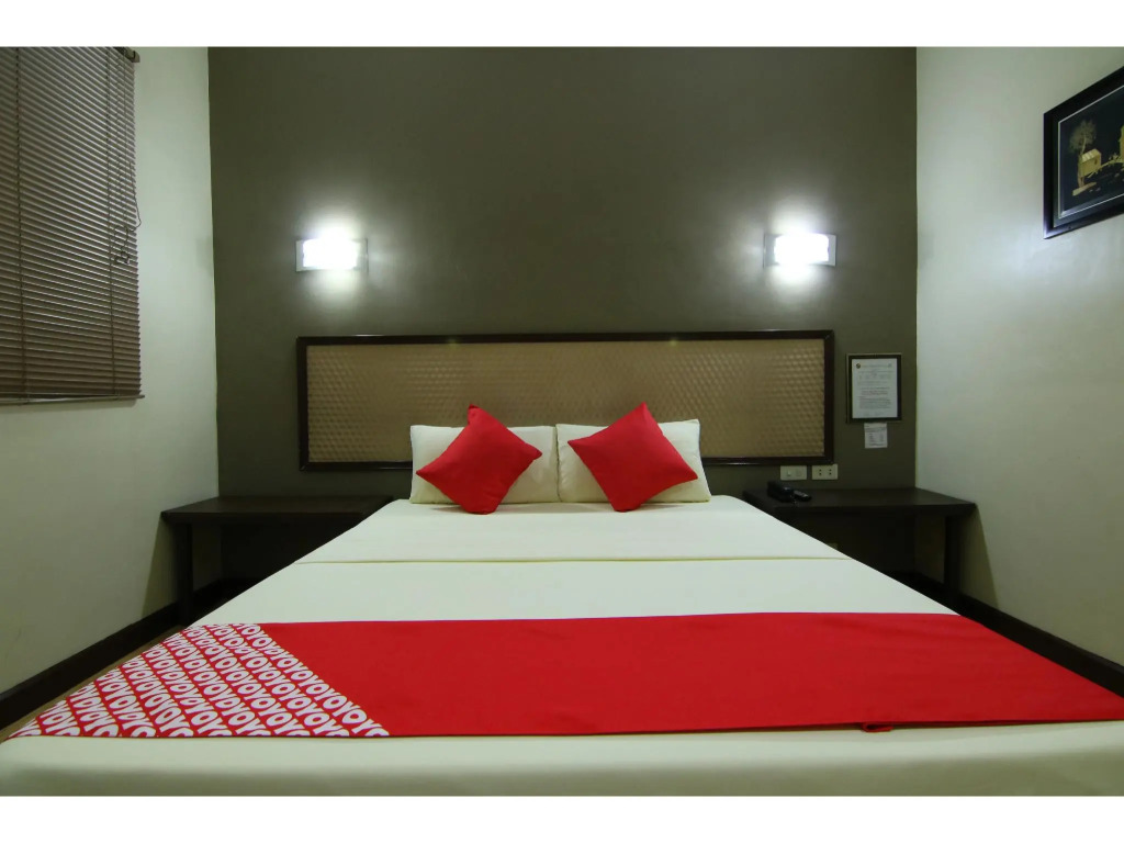 OYO 110 Asiatel Airport Hotel