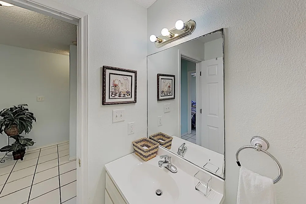 New Listing! Casa De La Isla W/ Private Pool 3 Bedroom Condo