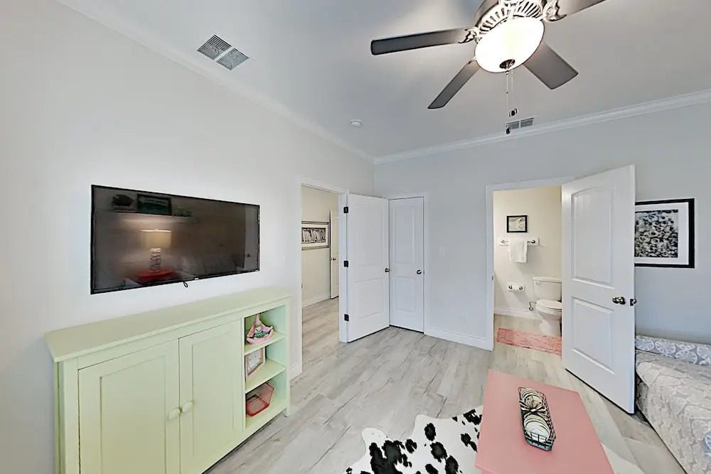 Brand-new Townhome W/ Pool - Steps To The Beach 4 Bedroom Condo