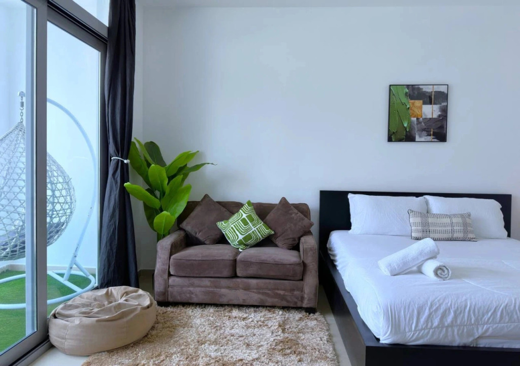 Апартаменты Canal View Studio Balcony DMCC Metro & Beach