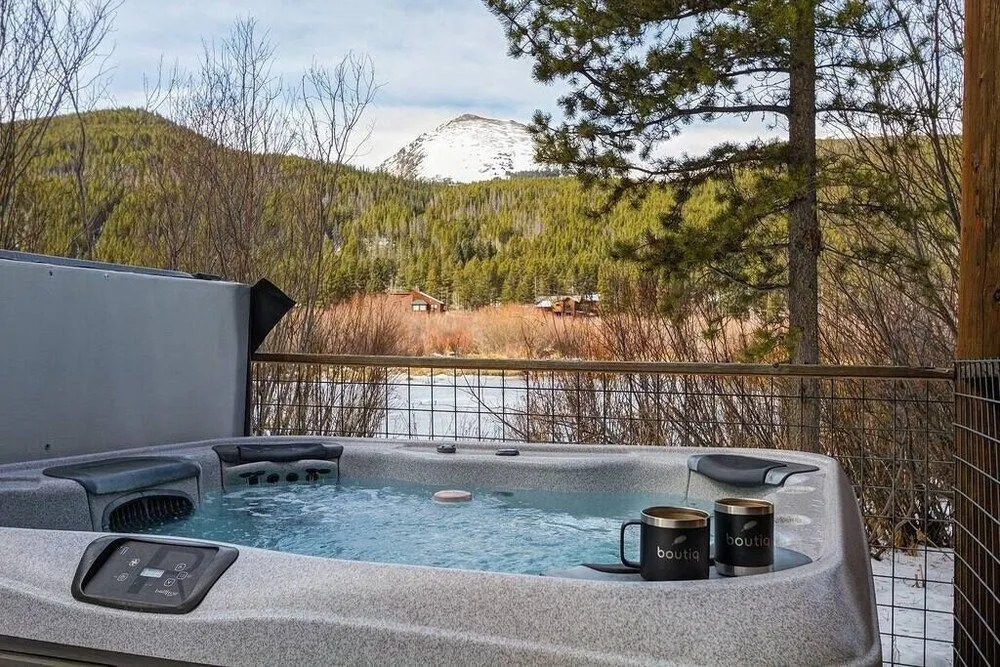 Warm And Luxurious Private Breckenridge Cabin Retreat W Hot Tub Blue River Hideaway By Boutiq