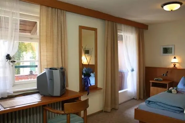 Pension Schwarzenbach
