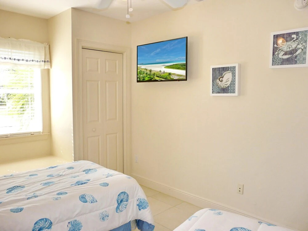 Pet-friendly waterside home with pool/steps to beach
