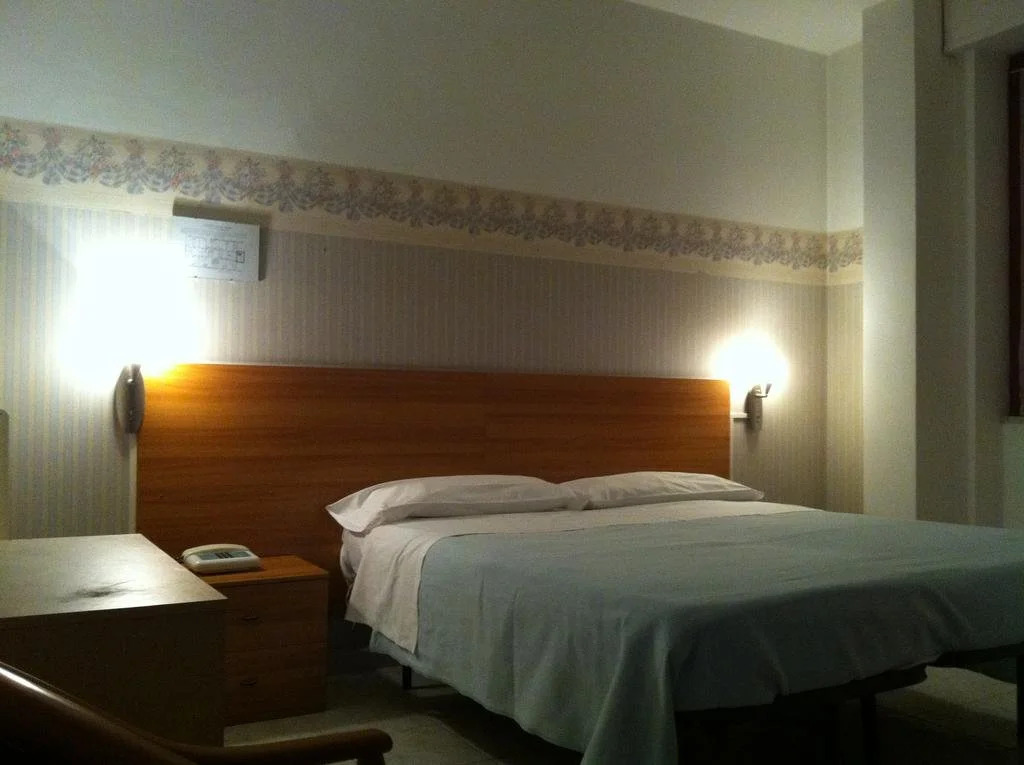 Frank Hotel