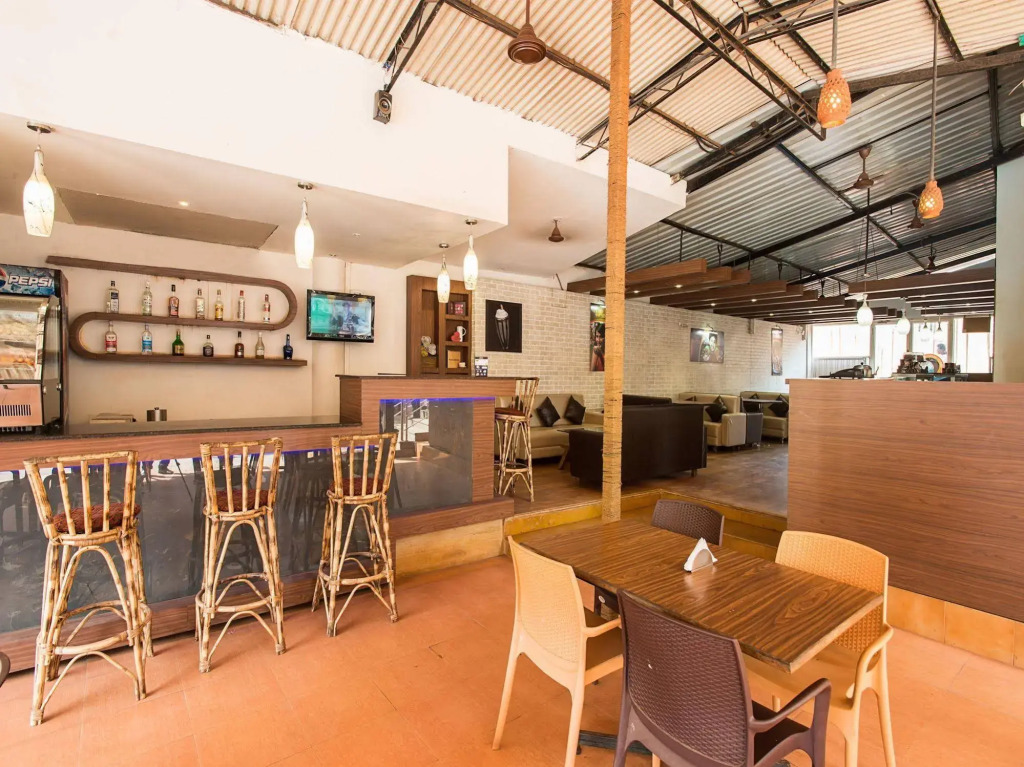 OYO Flagship 400 Calangute Baga Circle
