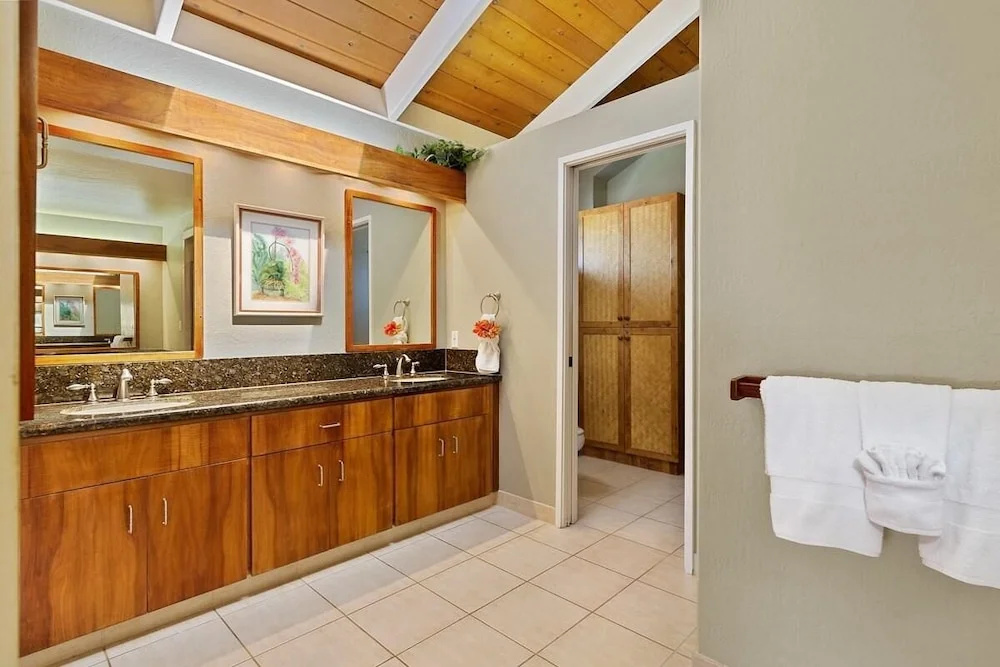 Big Island Kanaloa at Kona by Coldwell Banker Island Vacations