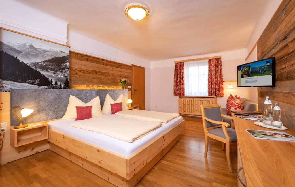 Hotel Lebzelter