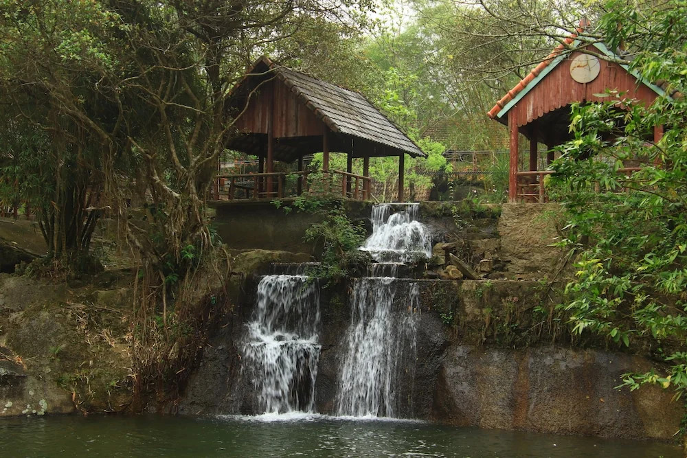 Toom Sara Forest Stay - Danang