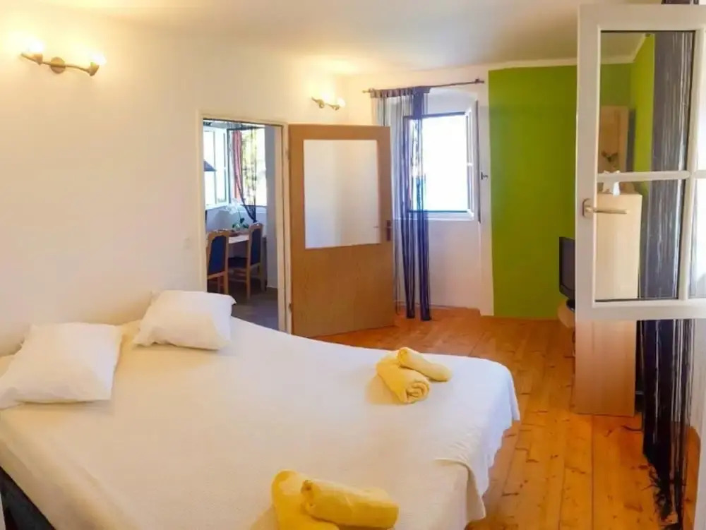 Apartments Vela Stiniva - Two Bedroom Apartment With Terrace and Sea View