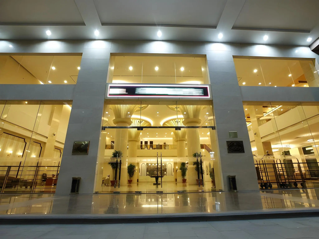 Majestic Mong Cai Hotel