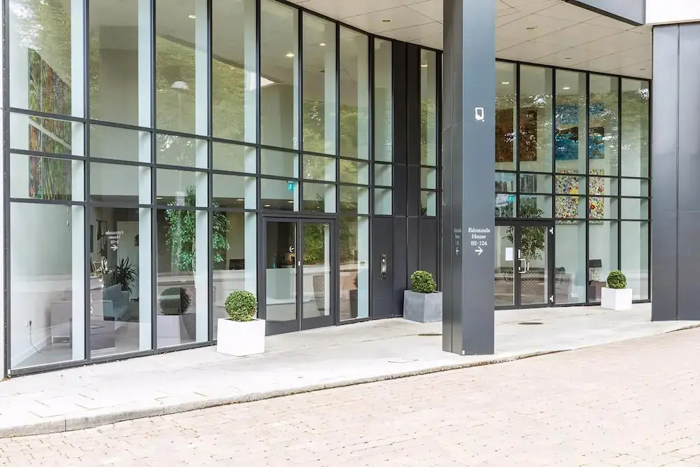 Modern Chiswick Apartment