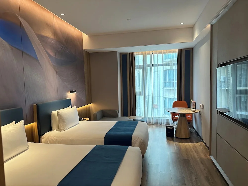 Shenzhen Naive S Hotel (Xili Metro Station Store)