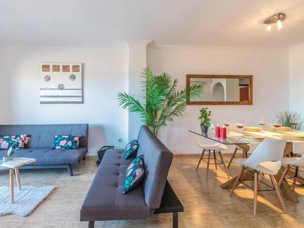 Luxurious Apartment in Empuriabrava With Sea View