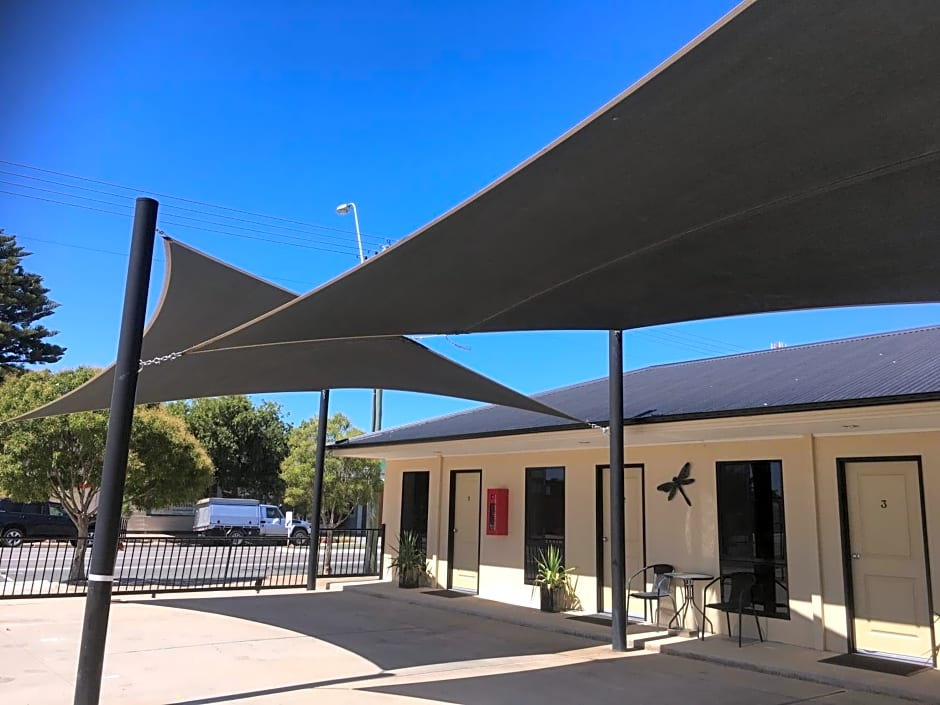 Balranald Club Motel