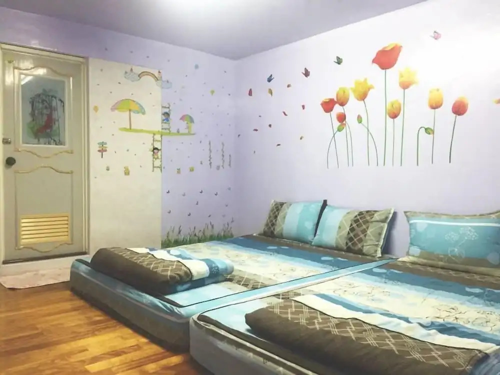 Mom Pan Bed and Breakfast