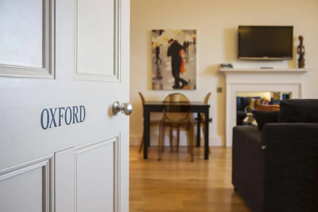 Clarendon Luxury Apartments
