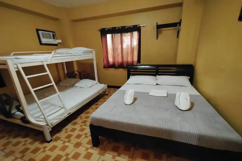 Sea Urchin Hotel near Hundred Islands