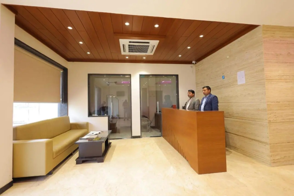 The Grand Tree Hotel