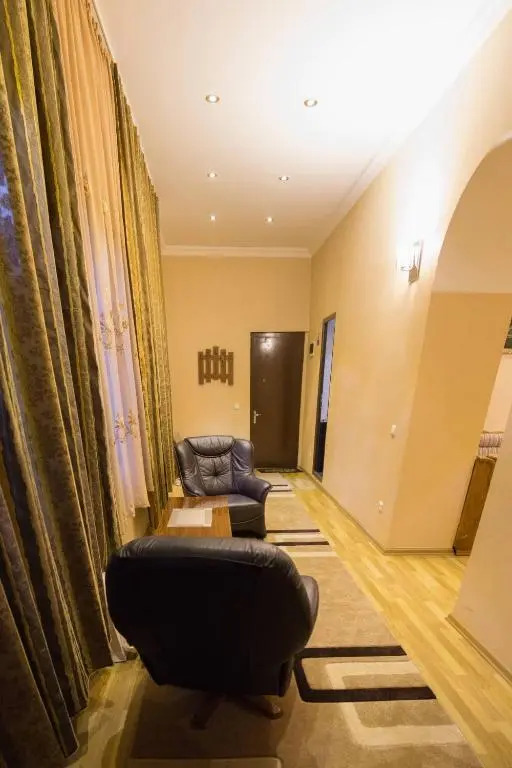 88 Davit Aghmashenebeli Avenue