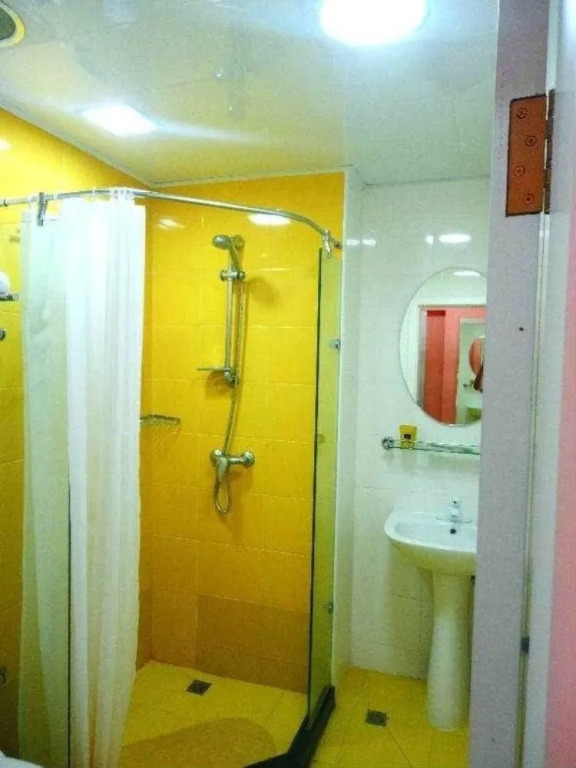 Home Inn Jiefang Road International Shopping Center - Sanya
