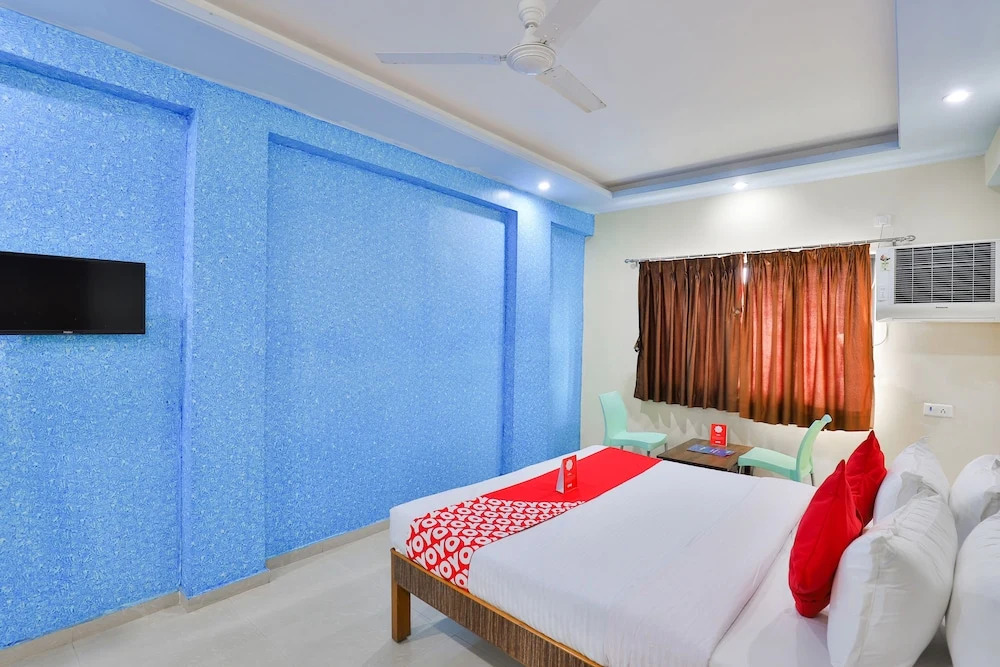 OYO 15918 Hotel Silent