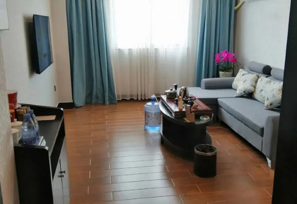 Oujing Hotel (Dongguan Chang'an Xiabian Store)