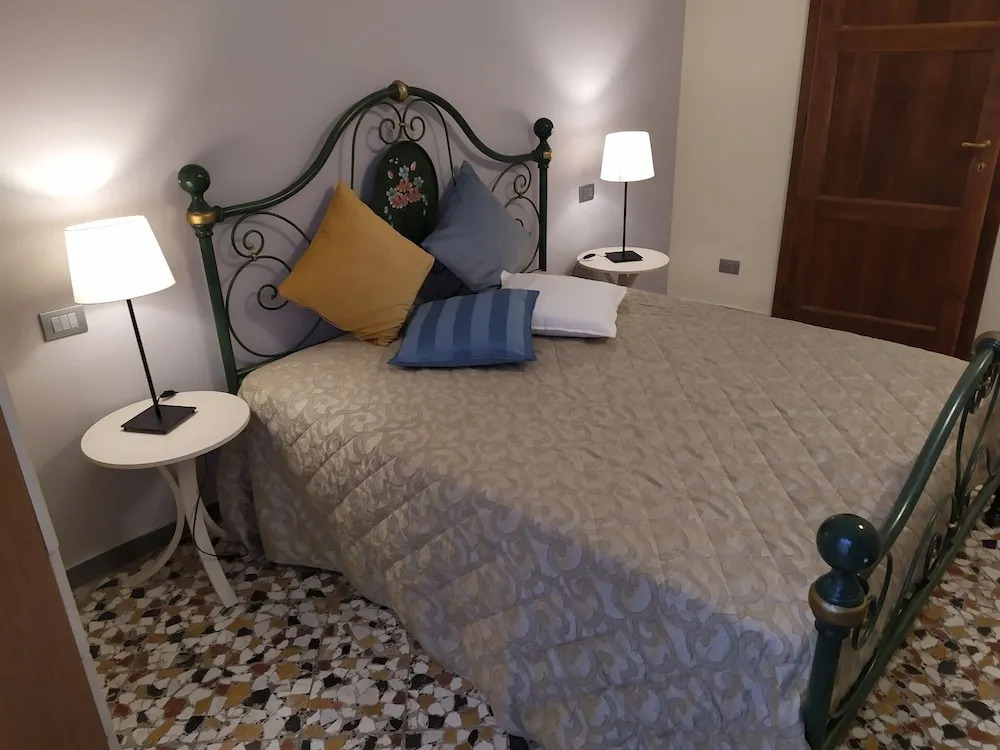 Palazzo Deca